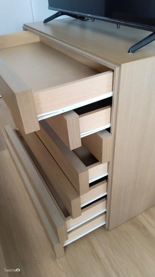 Cómoda de madera color beige/marrón