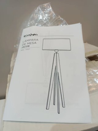 Lámpara de mesa El Corte Inglés Jacob