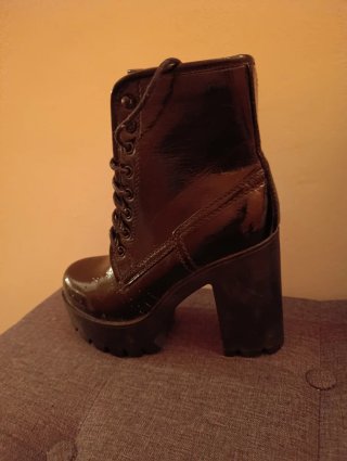 Botines negros de plataforma