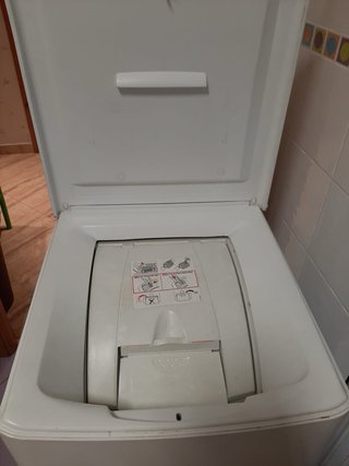Secadora blanca