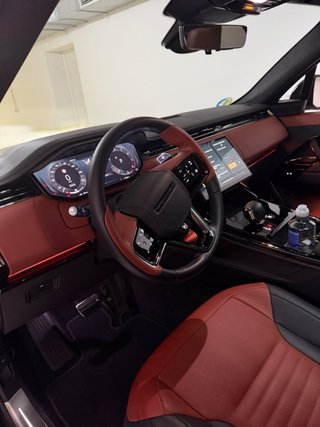 Land Rover Range Rover Sport SV edition two 2026