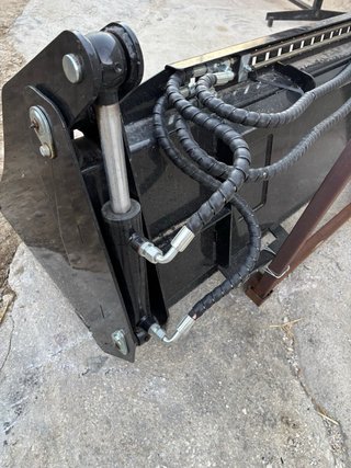 Pala Almeja Minicargador