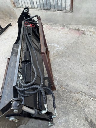 Pala Almeja Minicargador