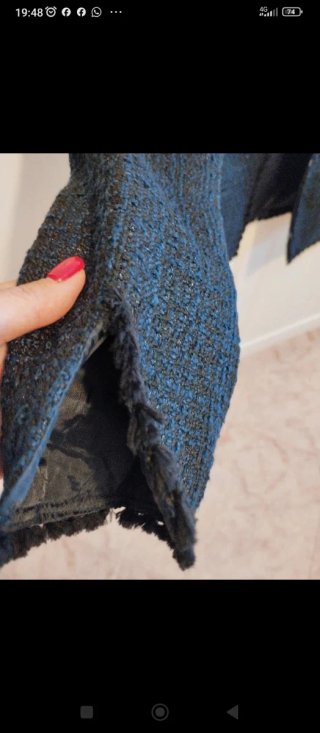 Chaqueta mujer negra y azul