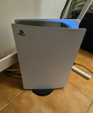 PS5 825GB + 2 Mandos DualSense - como nuevo