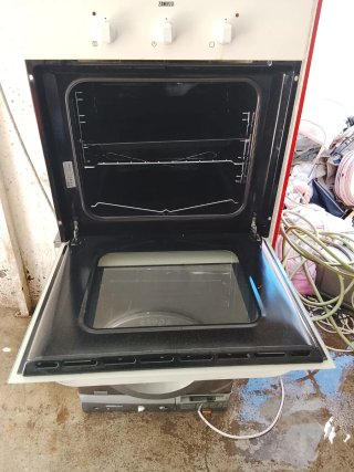 Horno eléctrico Zanussi