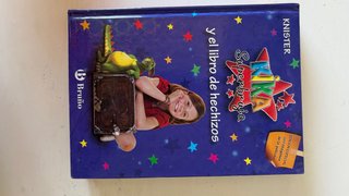 Kika Superbruja y el libro de hechizos