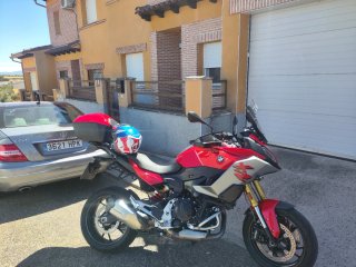 BMW F 900 XR SPORT Roja/Plata