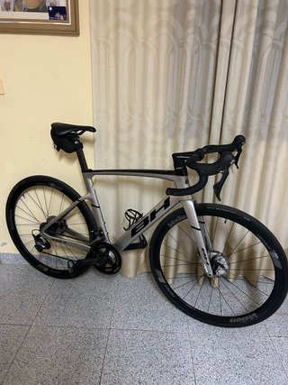 BH RS1 Carbono