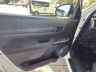 Toyota Hilux 2.4 D-4D Cabina Doble GX