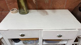 Mesa de cocina con cajones y balda