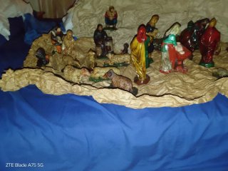Belén figuras artesanales son figuras de casi 20cm