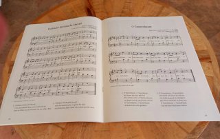 Morgen kommt der Weihnachtsmann - Partituras piano