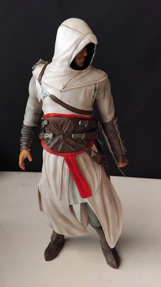 Figura Assassin's Creed Blanco y Marrón