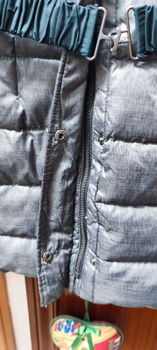 Chaqueta acolchada mujer gris