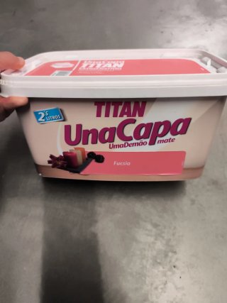 Bote de pintura Titan UnaCapa Fucsia 2L