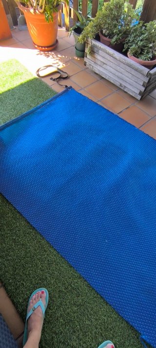 Rollo manta térmica burbujas piscina