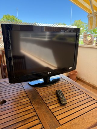 TV LG 32 (32LH2000) con mando