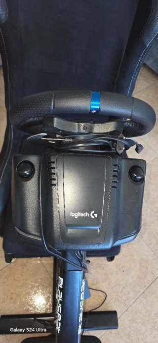 Playseat Sedia Volante e Pedali