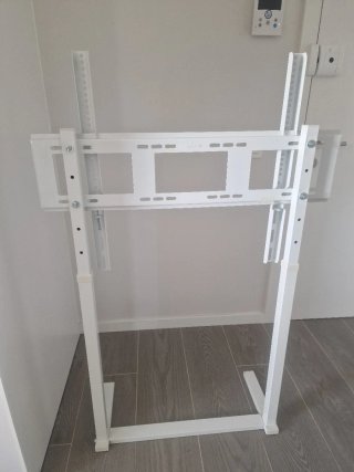 Soporte TV UNHO Móvil LED/LCD 32-85