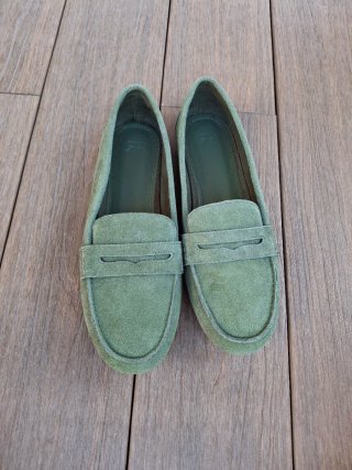 Mocasines Parfois verde kaki ante nuevos