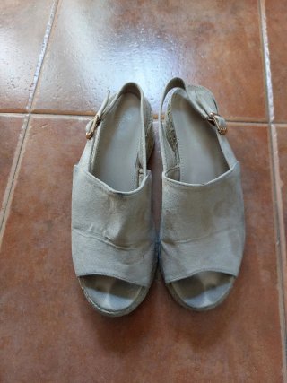 Zapatillas y Sandalias Mujer