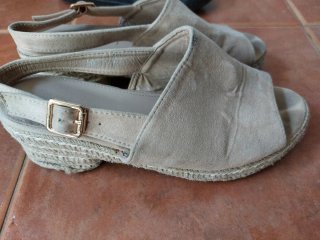 Zapatillas y Sandalias Mujer