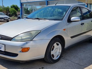 Ford Focus 2000