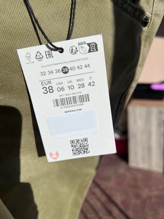 Pantalones anchos Bershka verde M/38