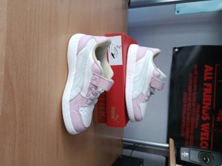 Zapatillas Puma niña talla 26