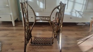 Pie antiguo máquina coser SINGER