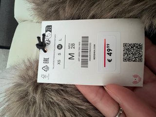 Chaqueta Bershka efecto piel con cuello pelo