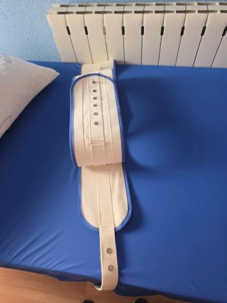 Cama articulada eléctrica con mando