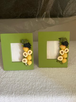 Adornos varios: jarrón, florero, portavelas