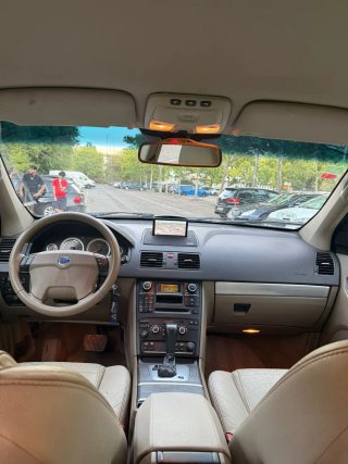 Volvo XC90 2011