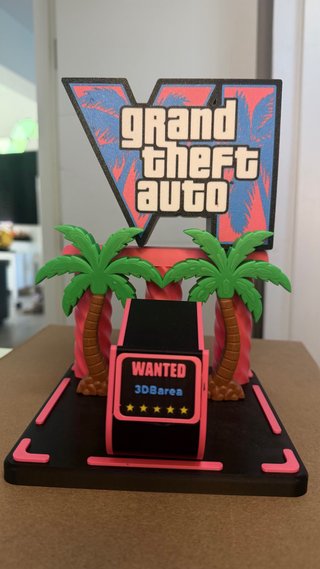 Soporte mando PS5 inspirado en GTA VI.