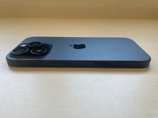iPhone 16 Pro 256 GB - Gris Espacial