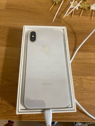 iPhone X 64GB Plata