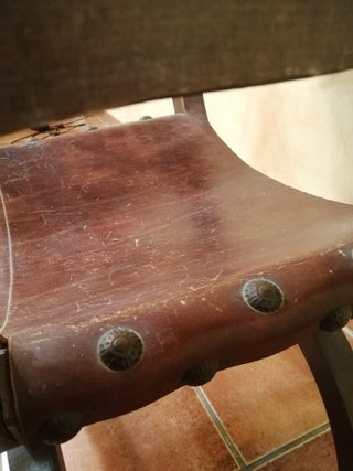 Sillón antiguo estilo romano