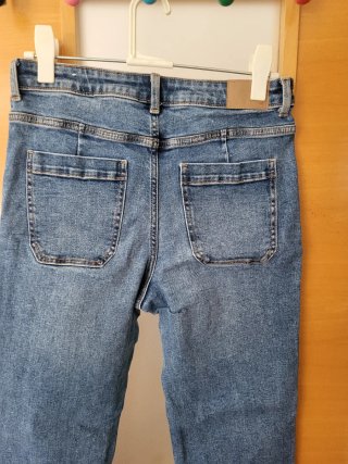 Pantalón Zara