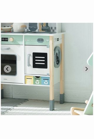 Cocina Infantil Madera incluimos mucha comida.