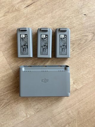 Dron DJI Mini 2 Fly More Combo