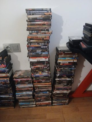 DVDs variados a 1,25€ cada uno