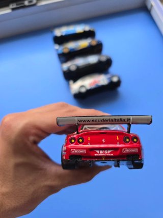 Scalextric Ferrari 550 Maranello Rojo