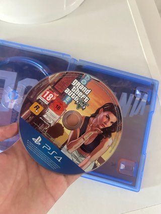 Grand Theft Auto V Premium Edition PS4
