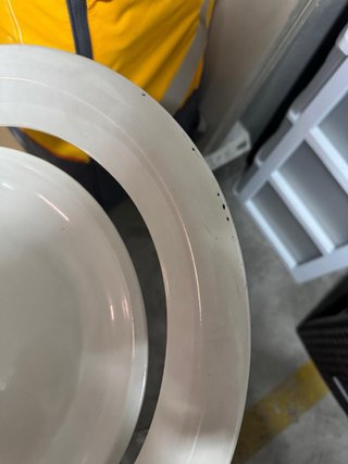 2 Taburetes de Bar Giratorios Blancos