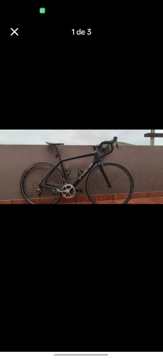 Bicicleta de carretera de carbono Trek