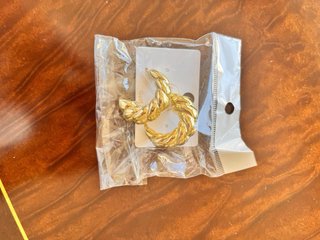 Pendientes SELENA Dorados Bisutería