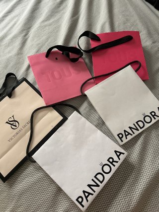 Bolsas Pandora, Tous y Victoria's Secret