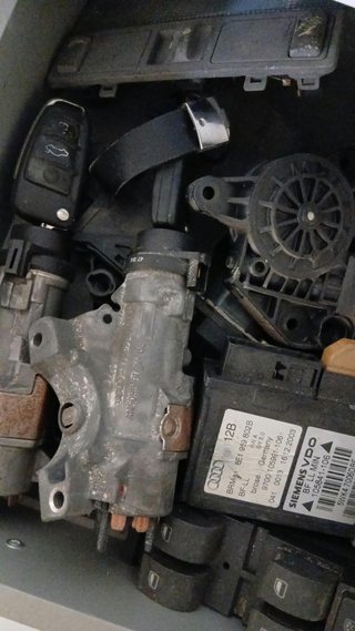 Bombín de arranque y llave Audi VDO Siemens